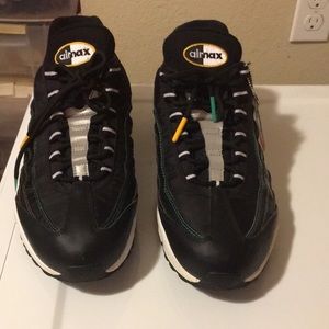 Men’s Nike airmax size 11